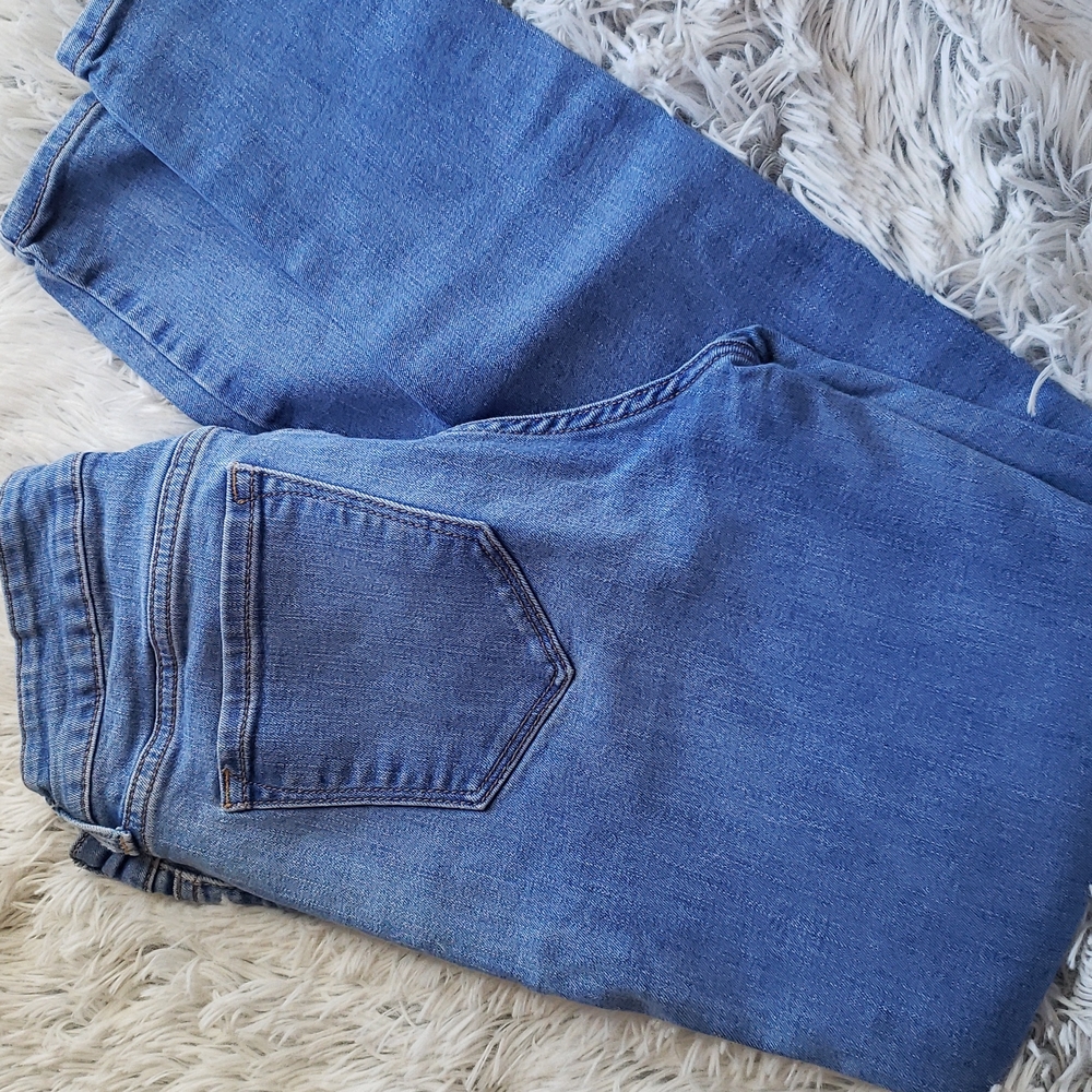 Old Navy size 4 skinny jeans